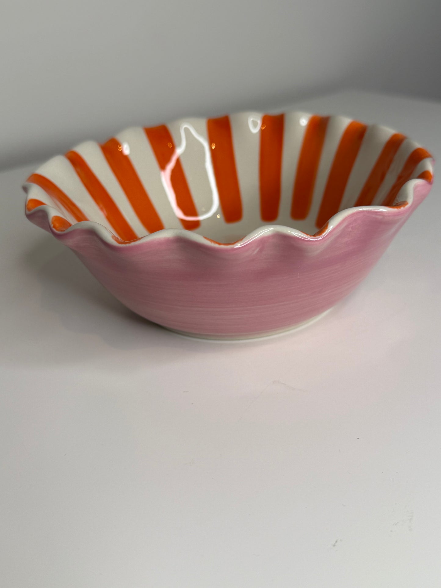 Coral and hearts frilly bowl