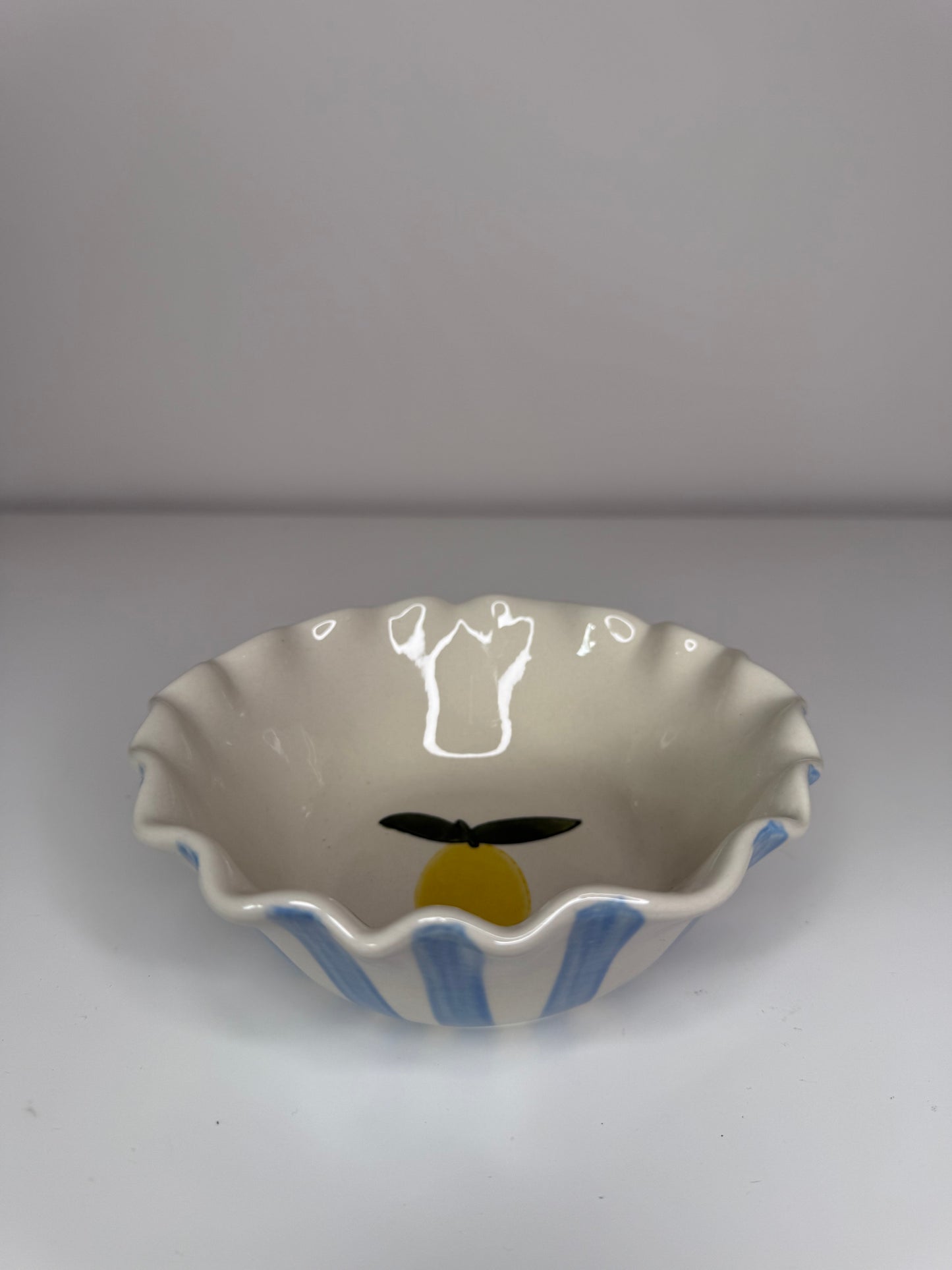 Blue/lemon frilly bowl